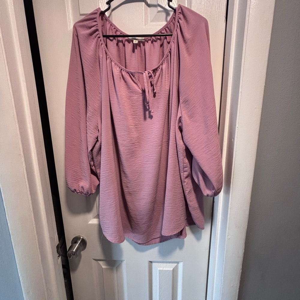 Dusty Pink Relaxed Blouse with 3/4 Sleeves and Tie Front